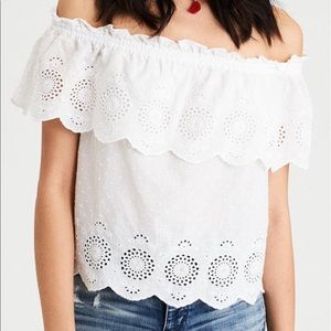 Women’s American eagle off the shoulder top
